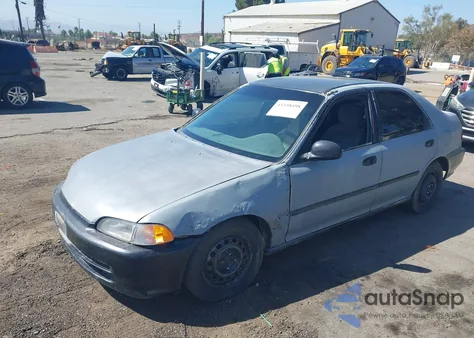 1995 Honda Civic Lx z USA, uszkodzony, nr VIN JHMEG8652SS017276